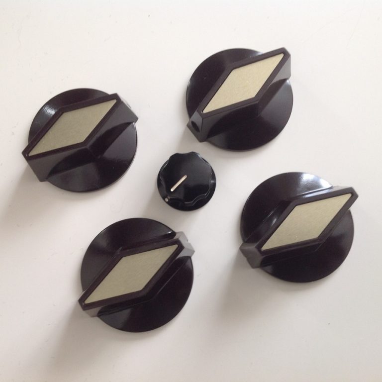 TV Knobs x 5 03572 For Everything Rickenbacker